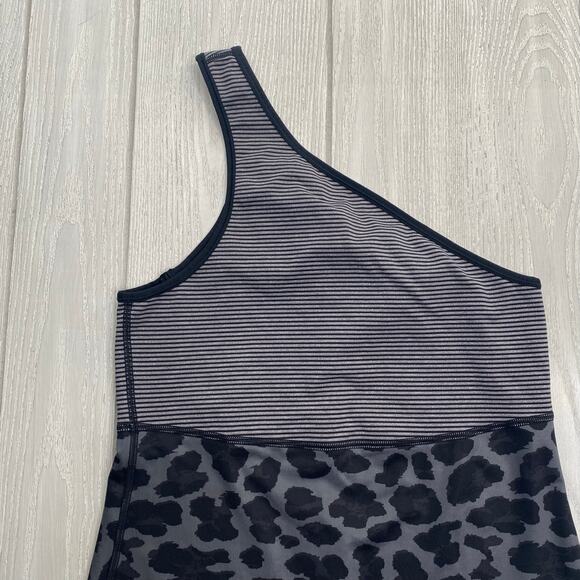 Lululemon Athletica Women's One Shoulder Black & Gray Striped & Leopard Top 4 - Picture 7 of 8